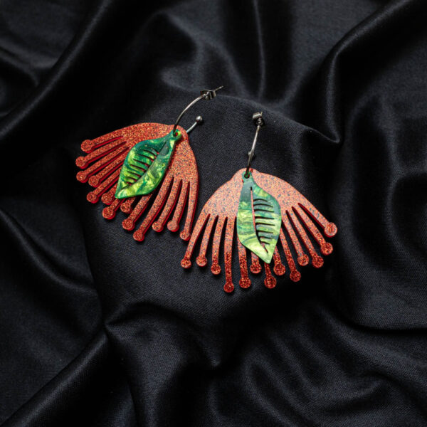 TaongaPuawai_01282025-3-.jpg Pōhutukawa Collection