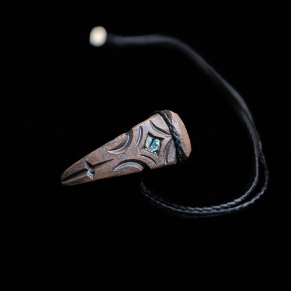 Taonga Karanga Manu (Brown Clay)