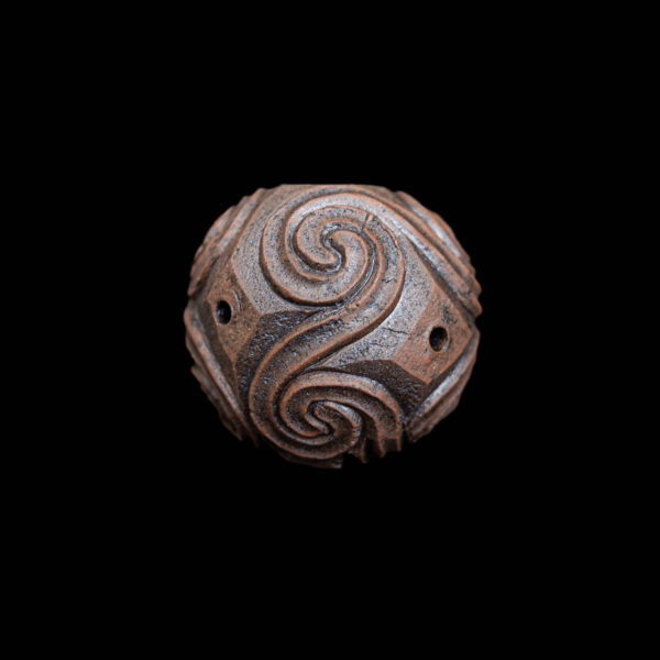 Pūtangitangi Waenga - Tuna - Image 3