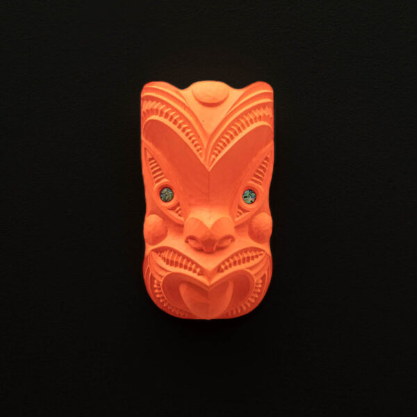 Wheku Tahi - Sculpture