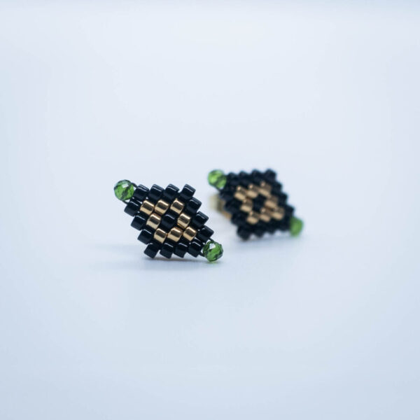 Pātiki Iti Studs
