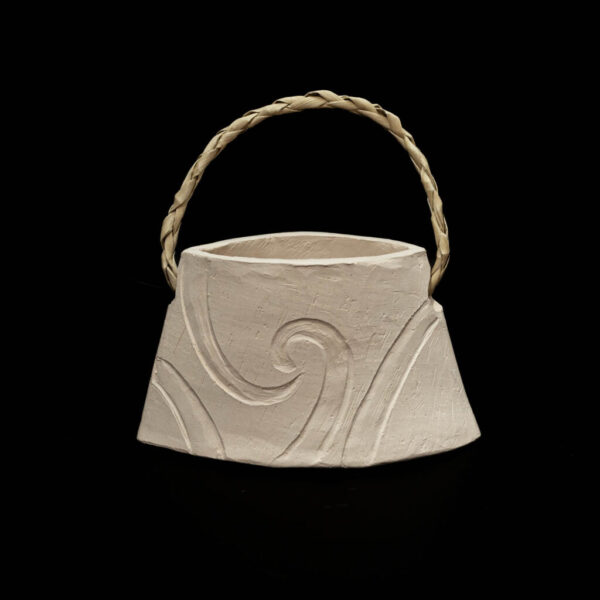 FionaBryant_Sculptures_01242025-6-.jpg Pua Pōhutukawa