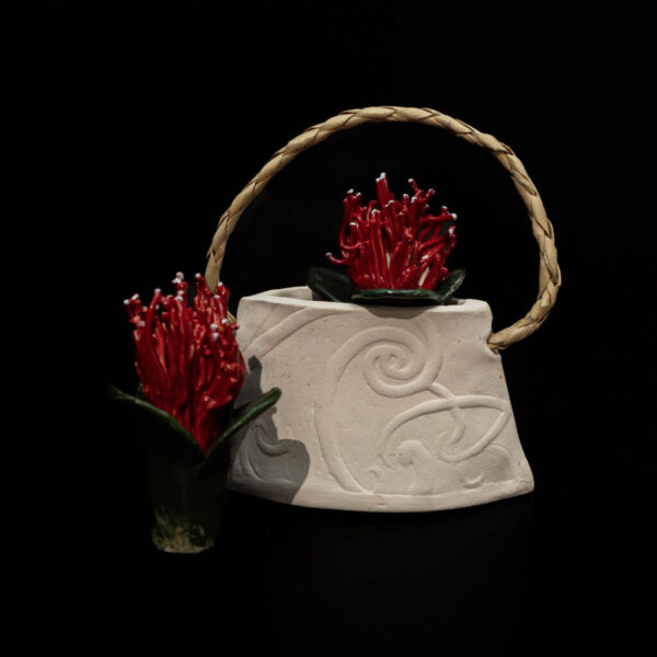 FionaBryant_Sculptures_01242025-8-.jpg Pua Pōhutukawa