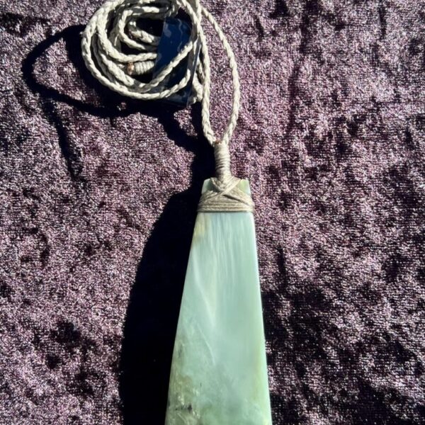 Toki0178.jpg Toki - Pounamu Pendant 0178