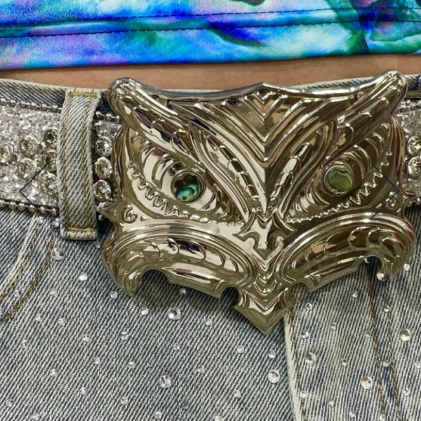 The Silver Pāua Buckle