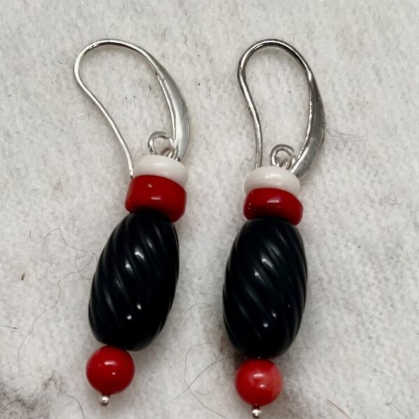 Tūhua Tino Rangatiratanga - Earrings